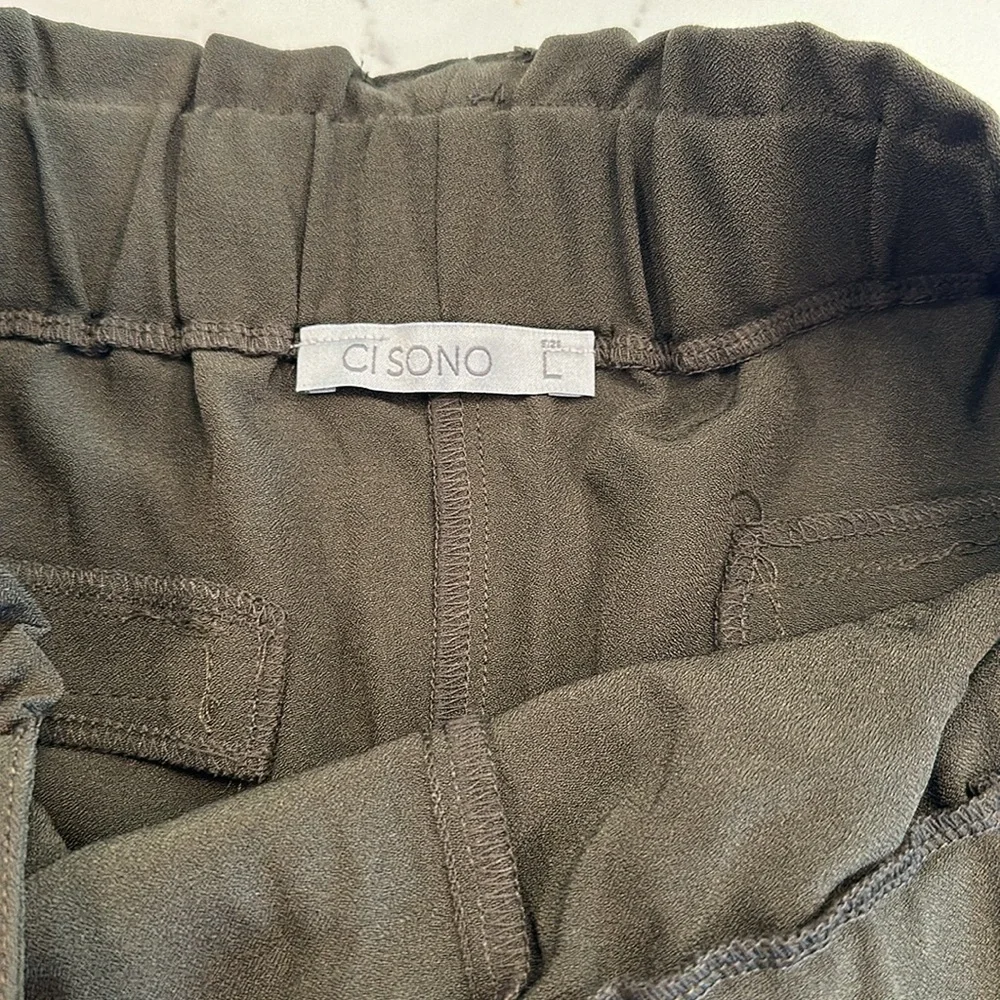 NWT tie waist shorts - Picture 4 of 8